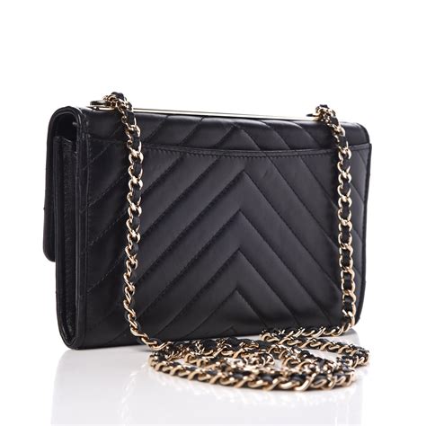 chanel trendy wallet on chain chevron